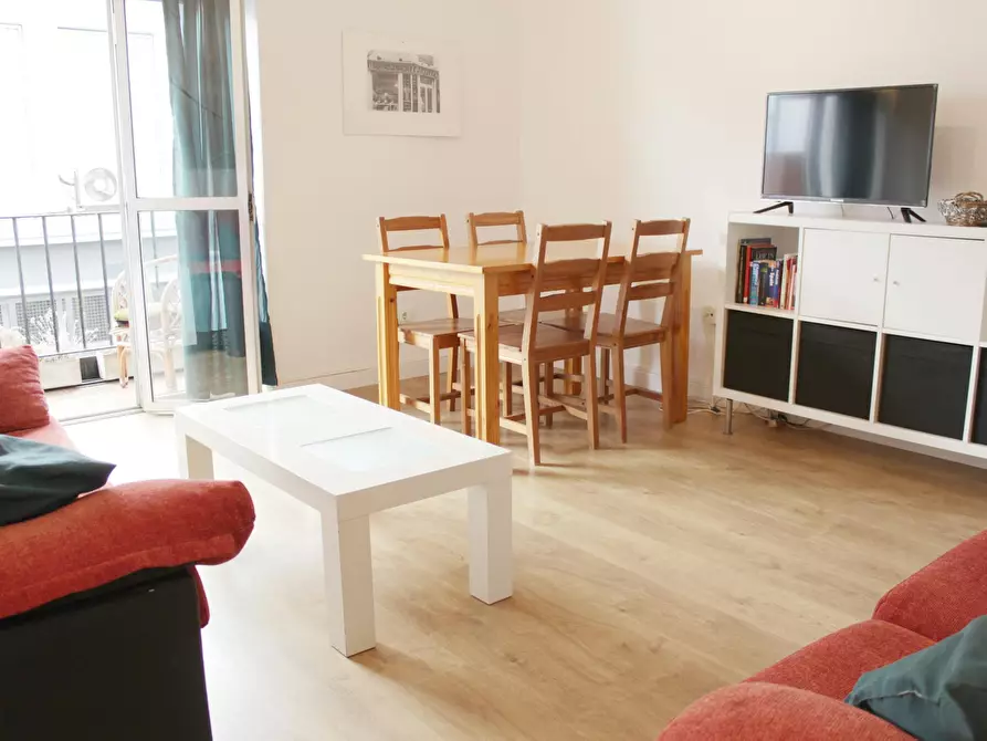 Immagine 5 di Camera in affitto  in Calle Francisco Carrión Mejías a Sevilla