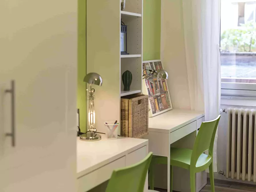 Immagine 2 di Camera condivisa in affitto  in Via San Francesco d'Assisi a Sesto San Giovanni