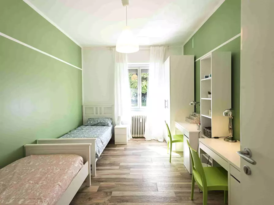 Immagine 3 di Camera condivisa in affitto  in Via San Francesco d'Assisi a Sesto San Giovanni