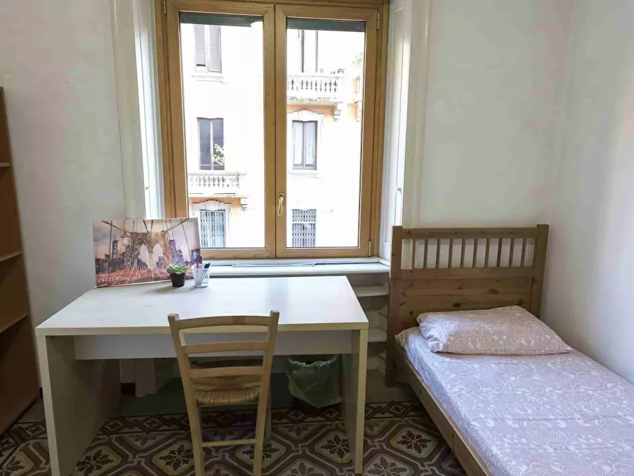 Immagine 9 di Camera condivisa in affitto  in Viale Campania a Milano