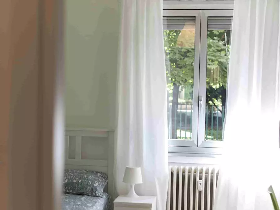 Immagine 8 di Camera condivisa in affitto  in Via San Francesco d'Assisi a Sesto San Giovanni