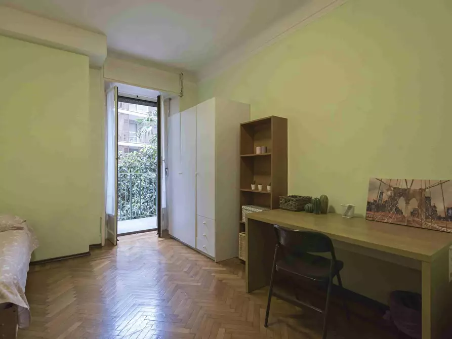 Immagine 10 di Camera condivisa in affitto  in Piazzale Susa a Milano