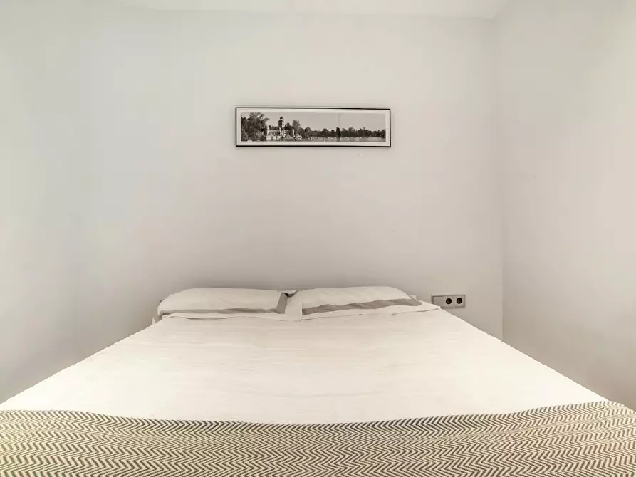 Immagine 2 di Camera in affitto  in Calle de Narváez a Madrid