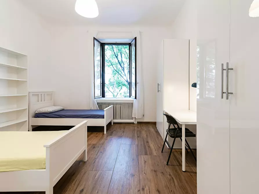 Immagine 1 di Camera condivisa in affitto  in Viale Lombardia a Milano