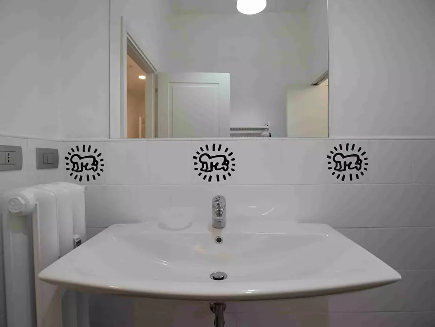 Immagine 6 di Camera in affitto  in Viale Lombardia a Milano