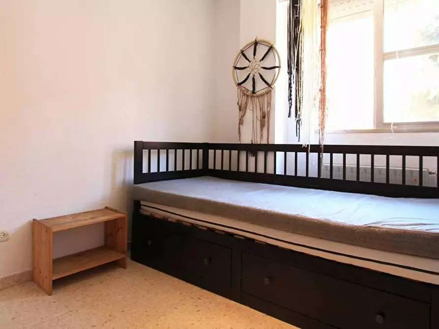 Immagine 1 di Camera in affitto  in Avenida de Palomeras a Madrid