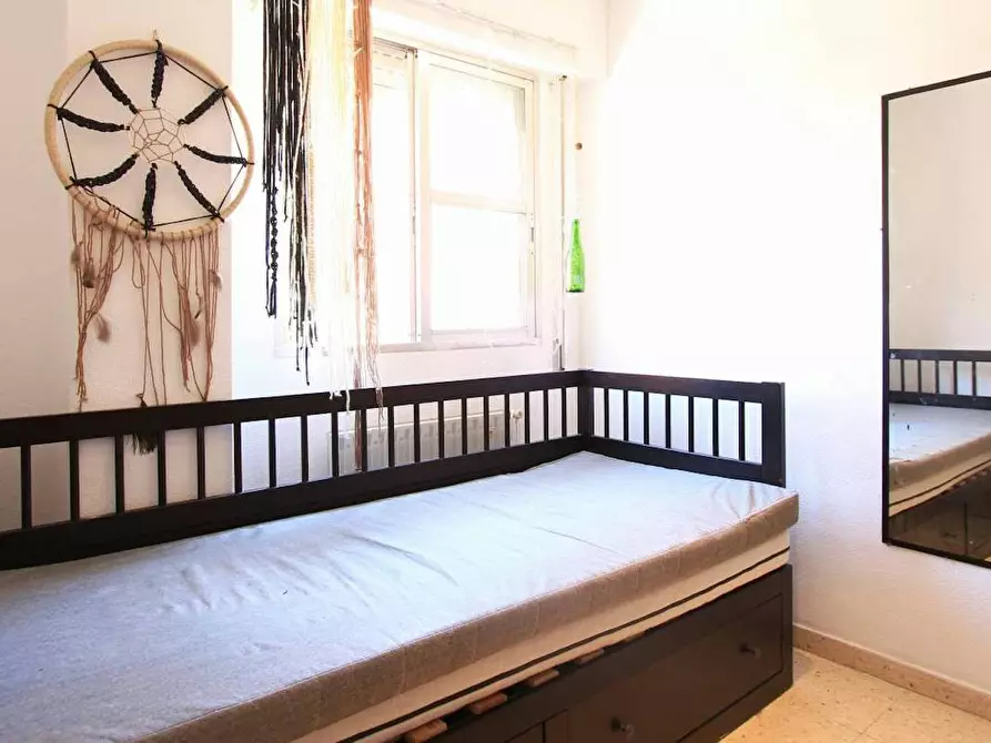 Immagine 4 di Camera in affitto  in Avenida de Palomeras a Madrid