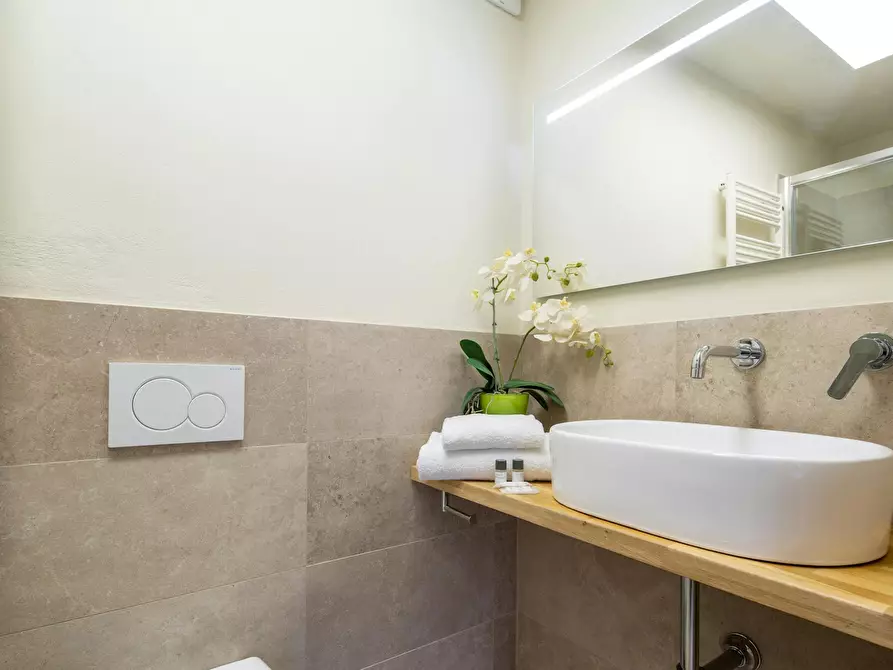 Immagine 10 di Appartamento in affitto  in Via dei Calzaioli a Firenze