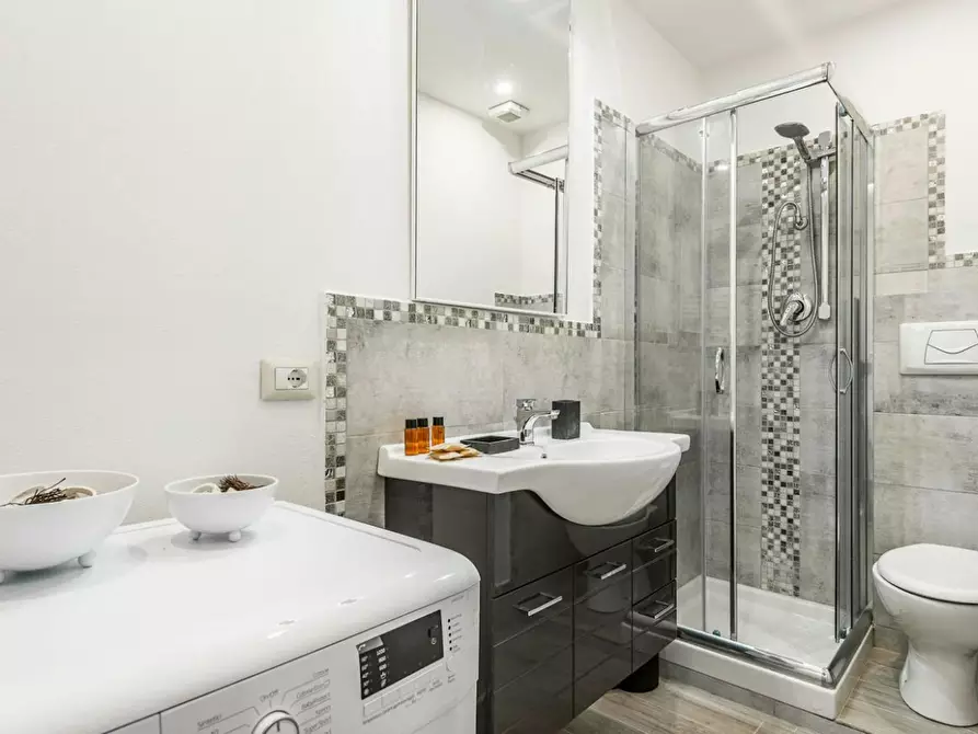 Immagine 8 di Appartamento in affitto  in Via Guelfa a Firenze