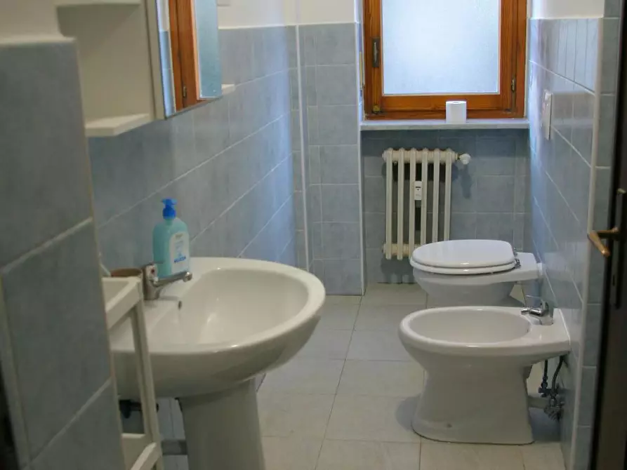 Immagine 7 di Camera in affitto  in Corso Peschiera a Torino