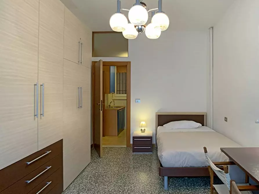 Immagine 8 di Appartamento in affitto  in Viale Col di Lana a Milano