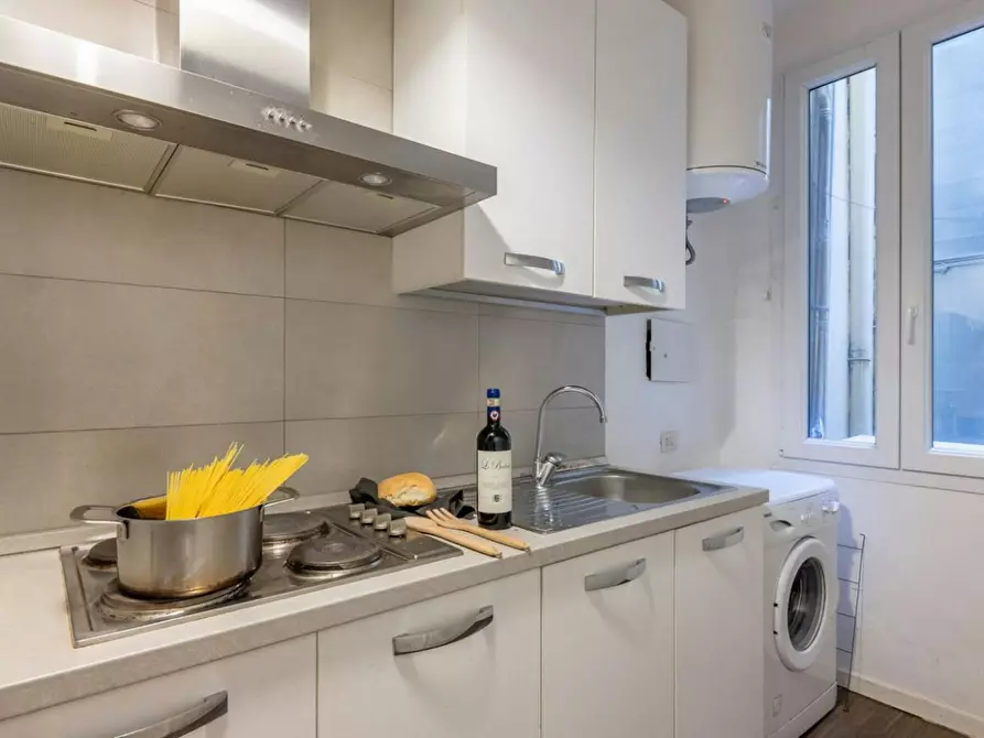 Immagine 4 di Appartamento in affitto  in Via dei Leoni a Firenze