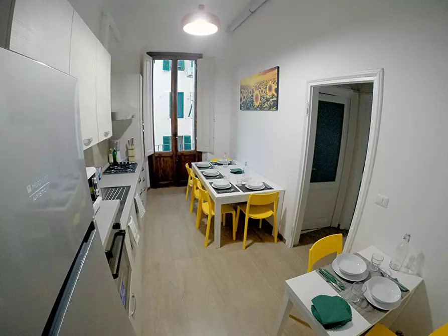 Immagine 6 di Camera in affitto  in Via della Cernaia a Firenze