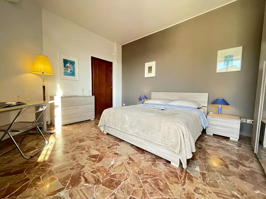 Immagine 2 di Camera in affitto  in Via Benedetto Marcello a Firenze