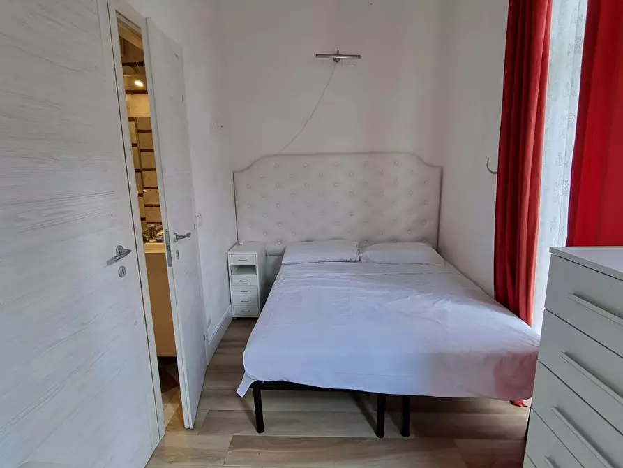 Immagine 8 di Camera in affitto  in Via dei Martiri del Popolo a Firenze