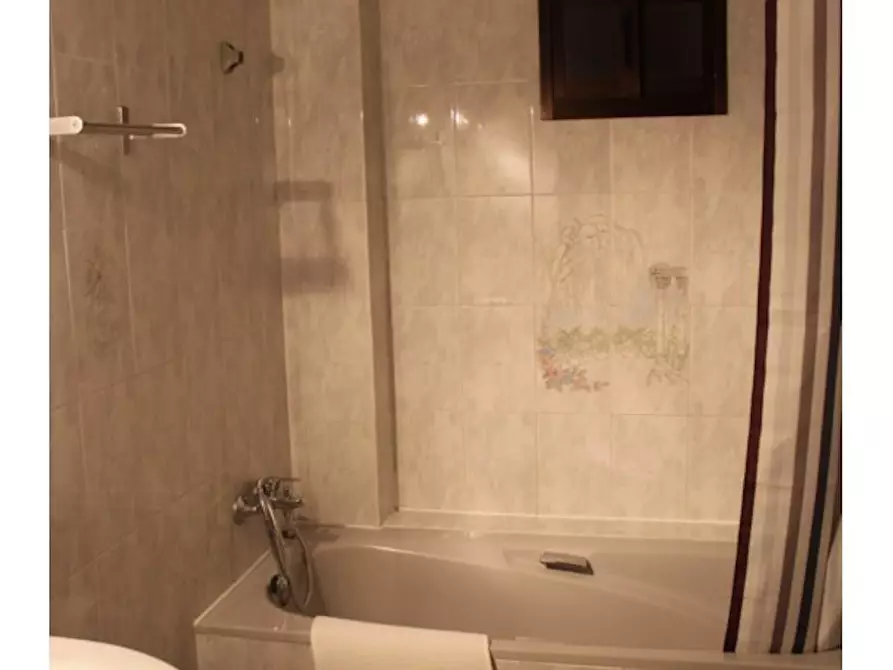 Immagine 5 di Camera in affitto  in Calle María Espinosa a Zaragoza