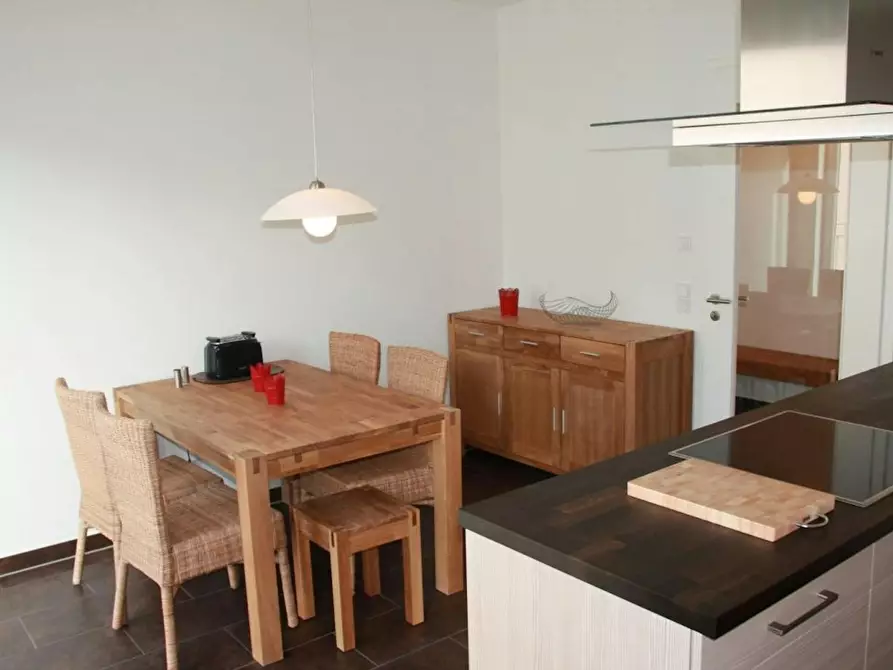 Immagine 2 di Appartamento in affitto  in Karl-Kunger-Straße a Berlin