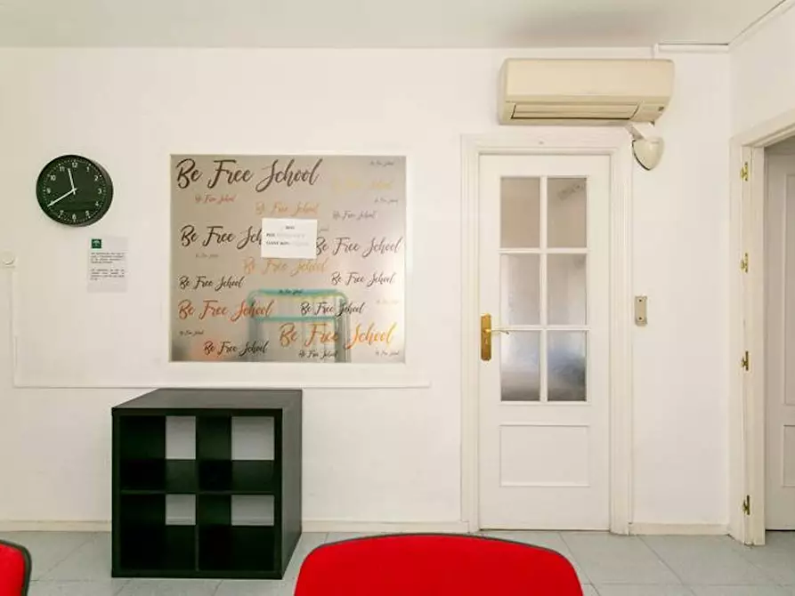 Immagine 10 di Camera in affitto  in Calle Luis Braille a Granada