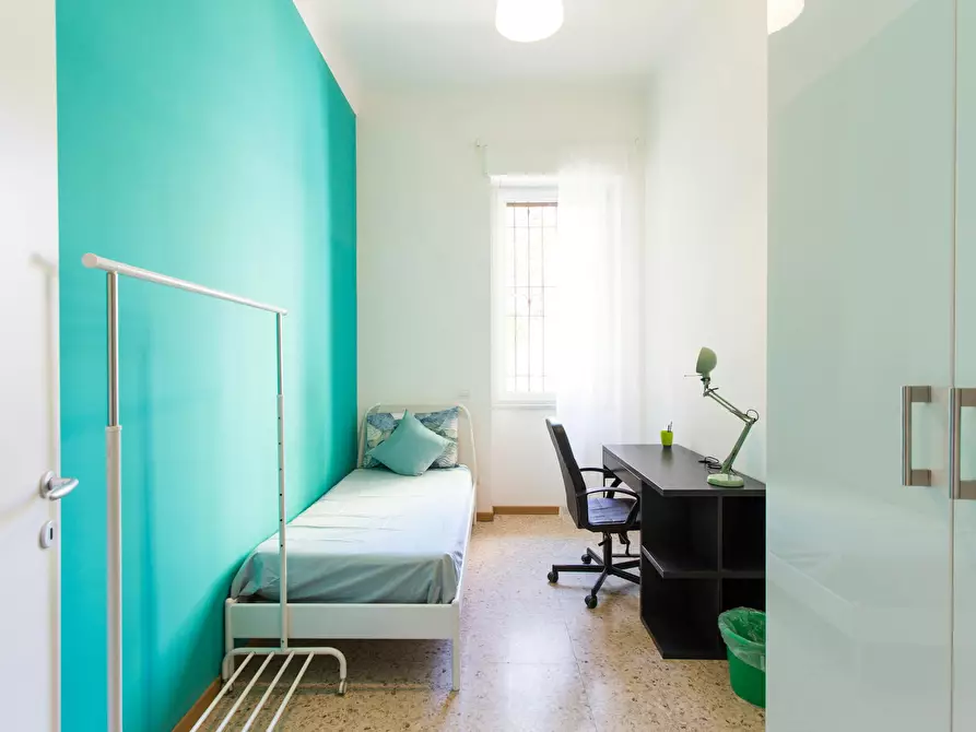 Immagine 1 di Camera in affitto  in Via Pietro da Cortona a Milano