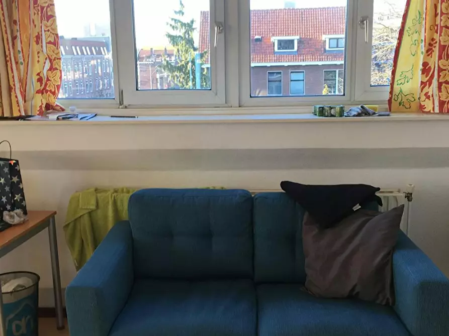 Immagine 2 di Camera in affitto  in Wolphaertsbocht a Rotterdam