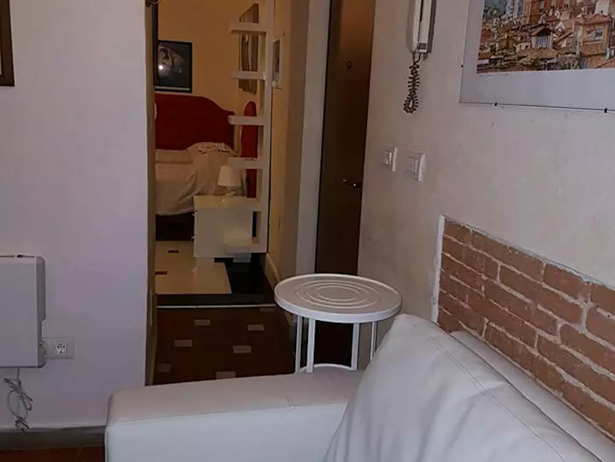Immagine 10 di Appartamento in affitto  in Via della Chiesa a Firenze