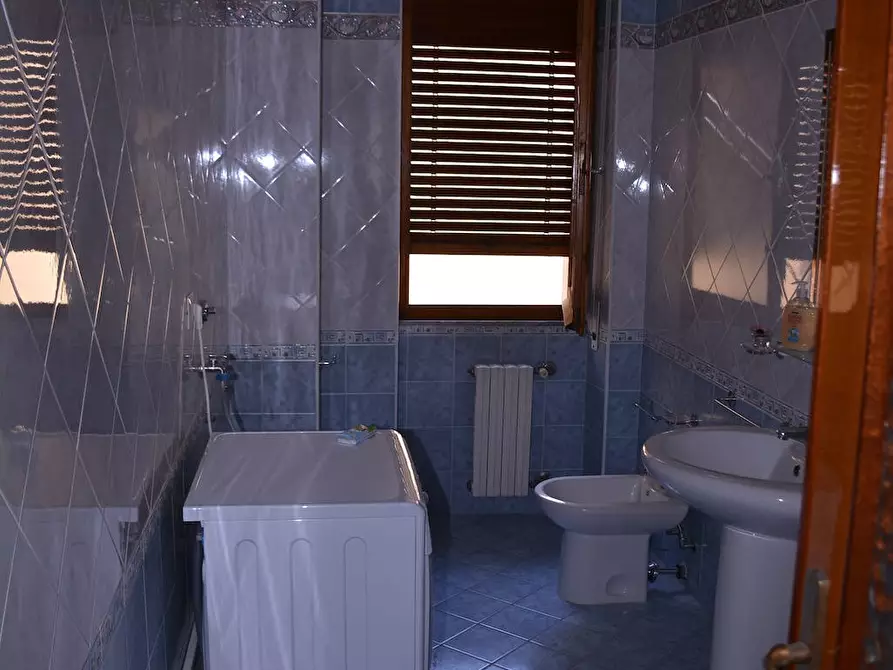 Immagine 4 di Camera in affitto  in Via Pola a Cagliari