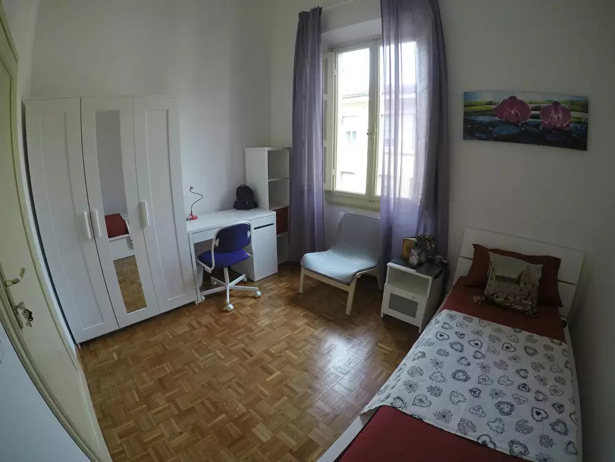 Immagine 2 di Camera in affitto  in Via Montebello a Firenze