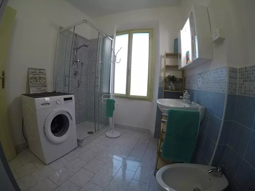 Immagine 7 di Camera in affitto  in Via Montebello a Firenze