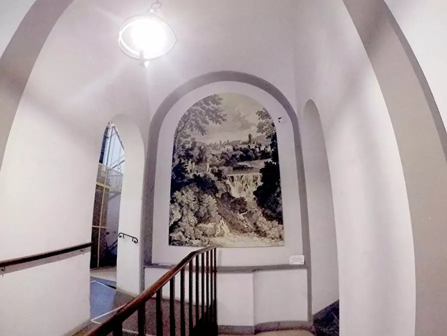 Immagine 10 di Camera in affitto  in Via Montebello a Firenze