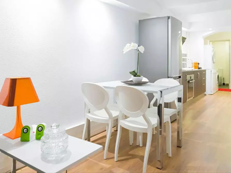 Immagine 1 di Appartamento in affitto  in Carrer de Lincoln a Barcelona