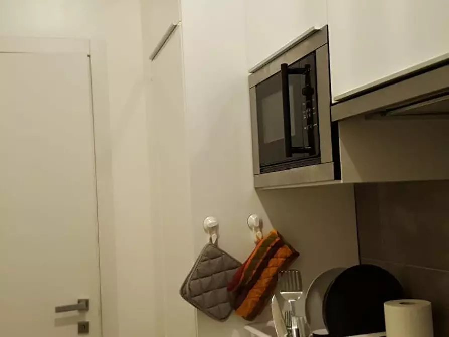 Immagine 7 di Camera in affitto  in Via Zurigo a Milano