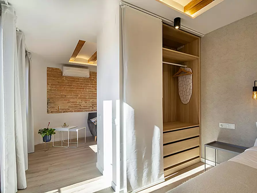 Immagine 9 di Appartamento in affitto  in Carrer del Poeta Cabanyes a Barcelona