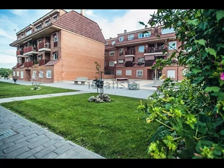 Immagine 4 di Camera in affitto  in Calle Valle del Roncal a Giraldelli