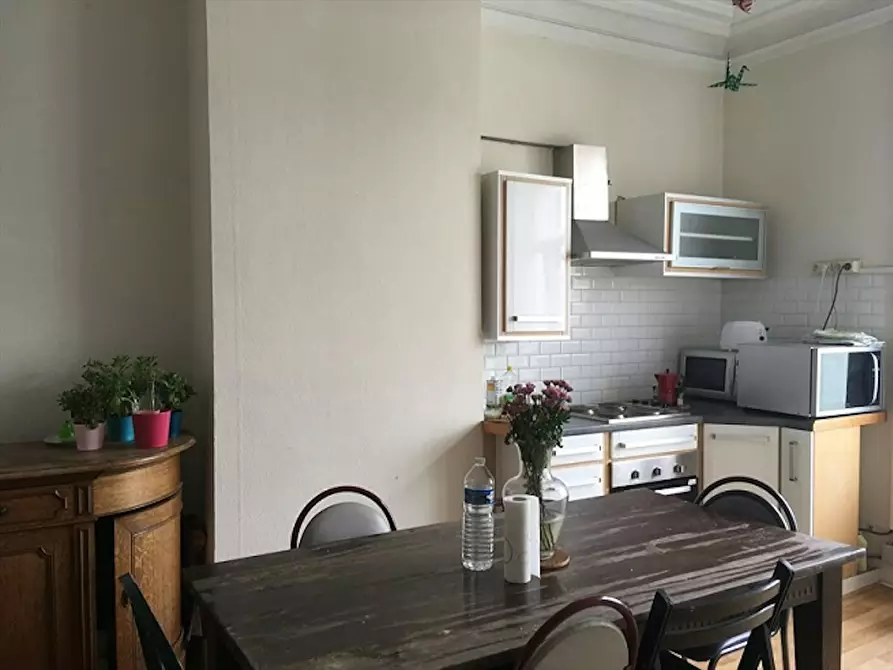 Immagine 7 di Camera in affitto  in Rue Vanderschrick a Saint-Gilles