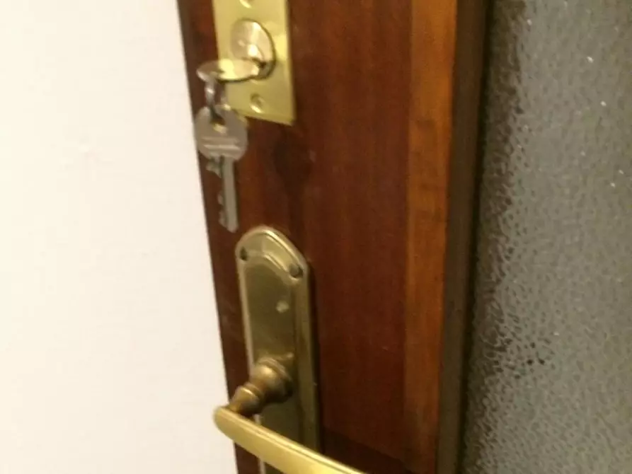 Immagine 6 di Camera in affitto  in Carrer Germans Villalonga a Valencia