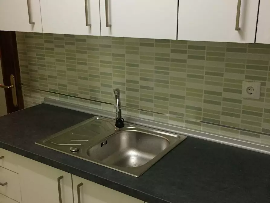 Immagine 8 di Camera in affitto  in Carrer Germans Villalonga a Valencia