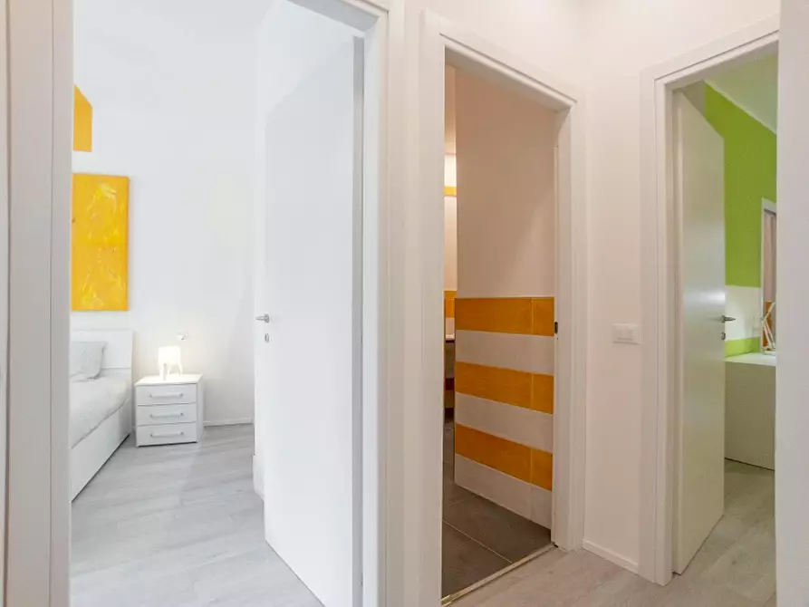 Immagine 8 di Camera in affitto  in Via Siusi a Milano