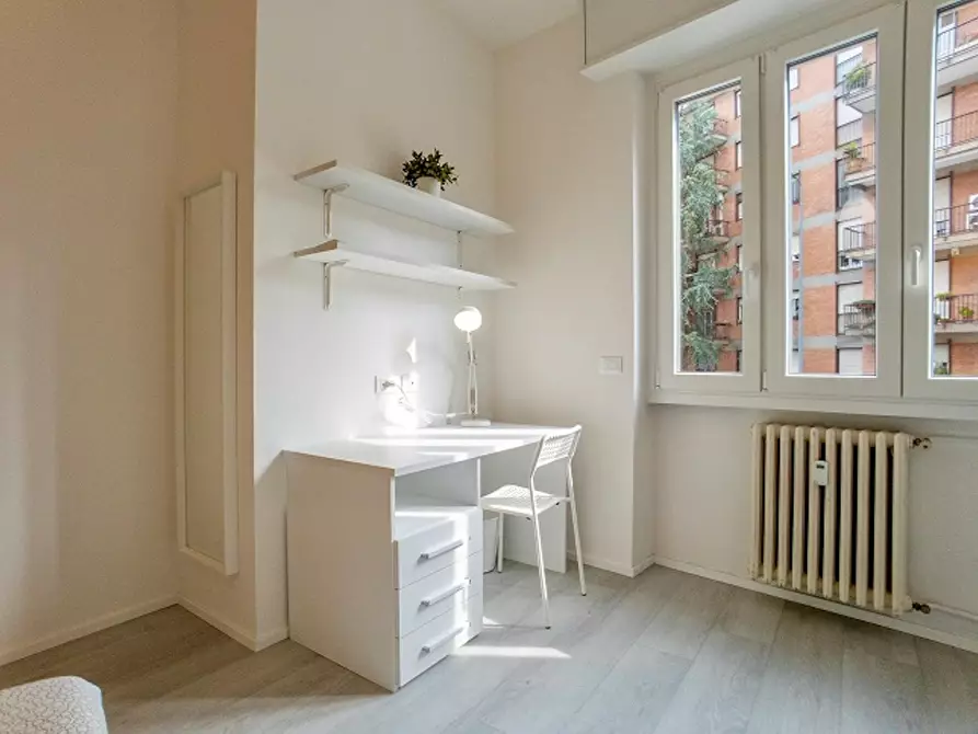 Immagine 5 di Camera in affitto  in Via Siusi a Milano