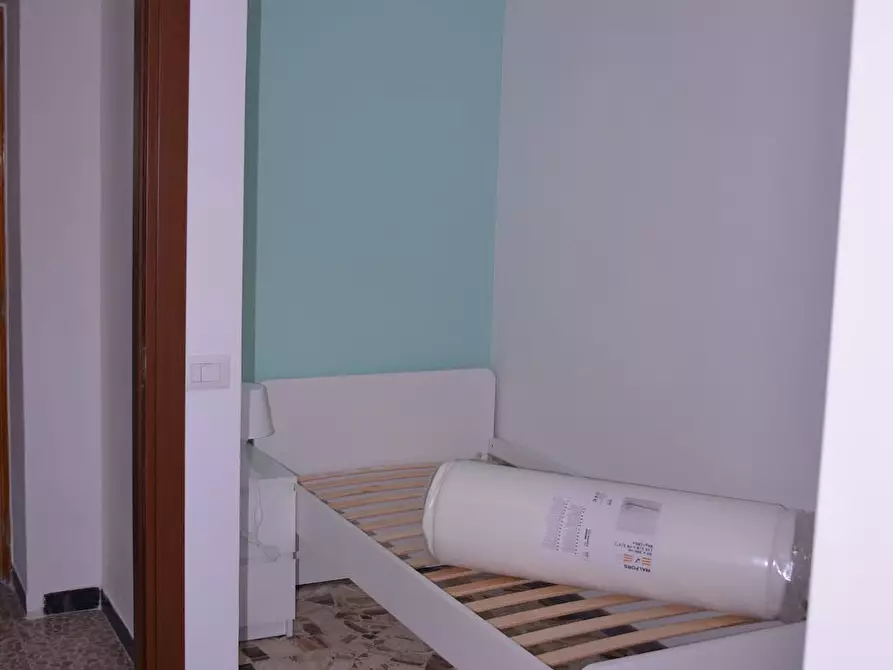 Immagine 8 di Camera in affitto  in Via Lombardia a Cagliari