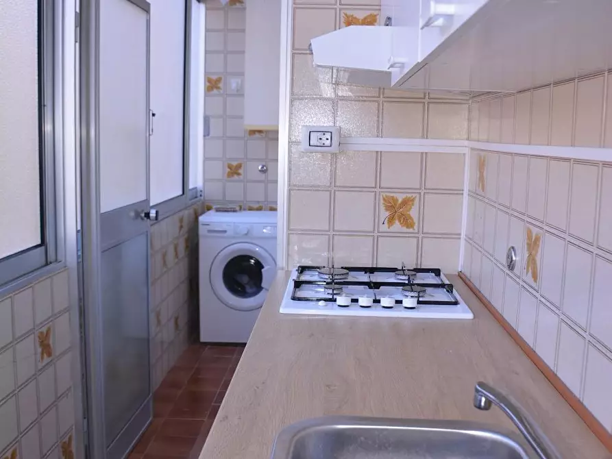 Immagine 7 di Camera in affitto  in Via Lombardia a Cagliari