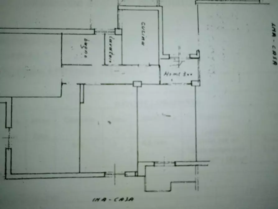 Immagine 8 di Camera in affitto  in Via Vicinale Cupa Cintia a Napoli