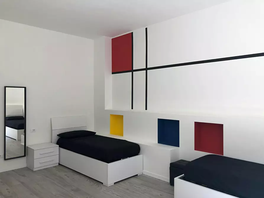 Immagine 9 di Camera condivisa in affitto  in Via Louis Pasteur a Milano