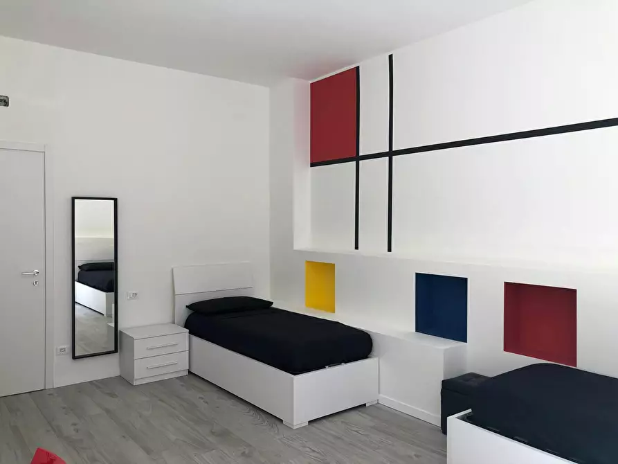 Immagine 10 di Camera condivisa in affitto  in Via Louis Pasteur a Milano