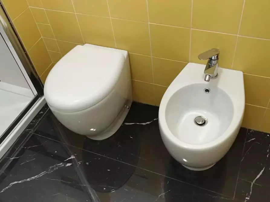 Immagine 10 di Camera in affitto  in Via Louis Pasteur a Milano