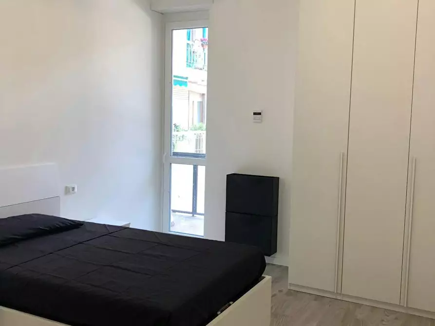 Immagine 5 di Camera in affitto  in Via Louis Pasteur a Milano