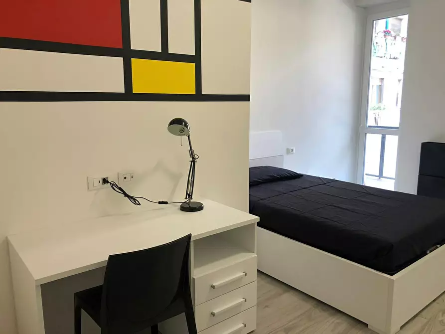 Immagine 2 di Camera in affitto  in Via Louis Pasteur a Milano