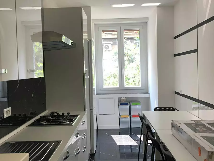 Immagine 9 di Camera in affitto  in Via Louis Pasteur a Milano