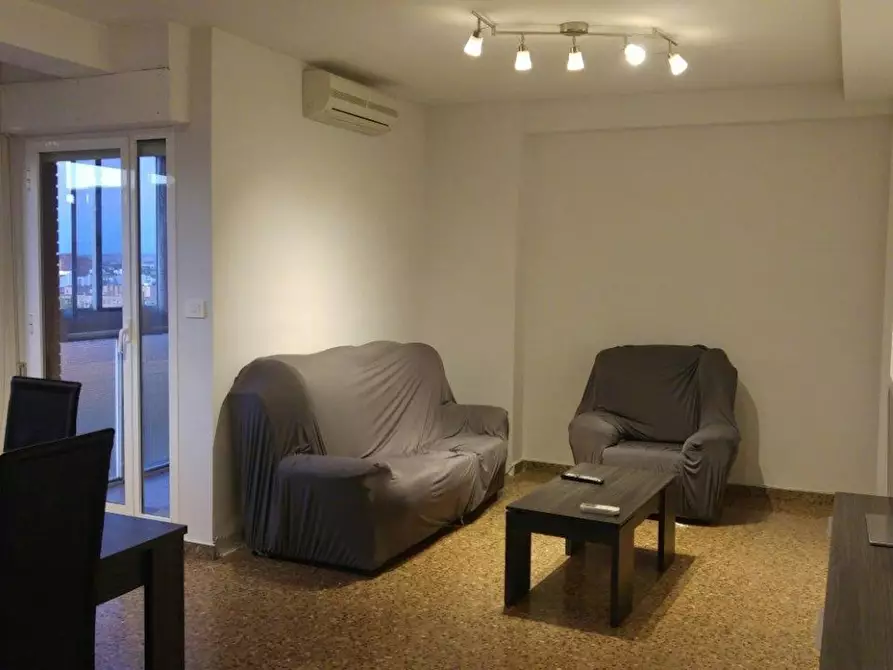 Immagine 9 di Camera in affitto  in Calle Colegiata de Bolea a Zaragoza