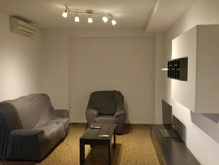 Immagine 10 di Camera in affitto  in Calle Colegiata de Bolea a Zaragoza