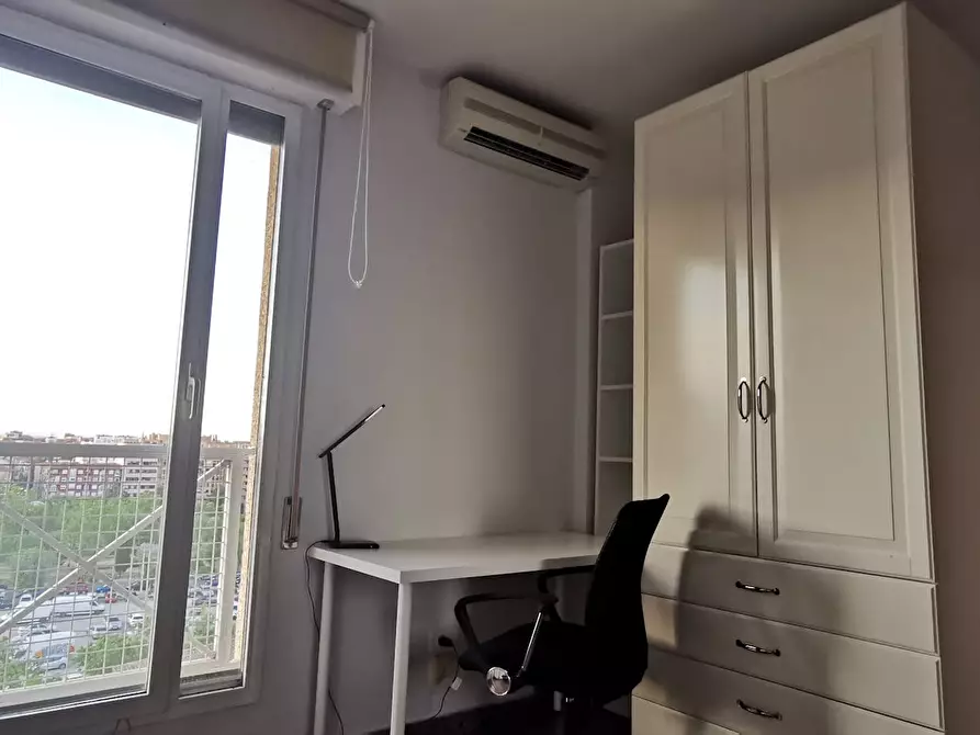 Immagine 3 di Camera in affitto  in Calle Colegiata de Bolea a Zaragoza